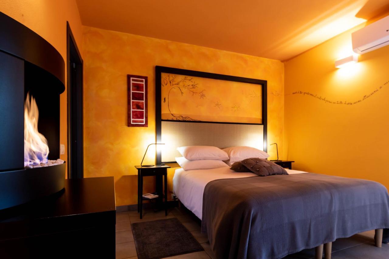 Oasi Degli Dei Bed & Breakfast รังโก ภายนอก รูปภาพ